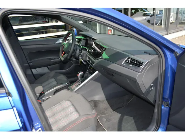 Volkswagen Polo 2.0 TSI GTI 2022 Benzine 29
