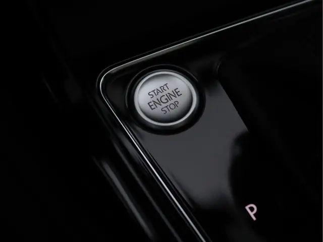 Volkswagen Touran 1.5 TSI Highline 7-zits 2023 Benzine 64