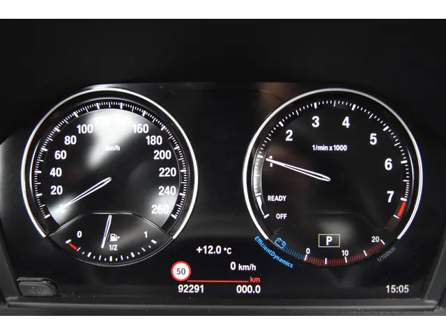 BMW 1 Serie 118i Edition Sport Line 2017 Benzine 17