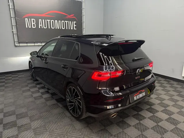 Volkswagen Golf 2
