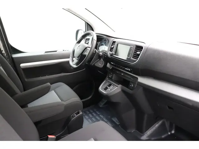 Opel Vivaro-e 3