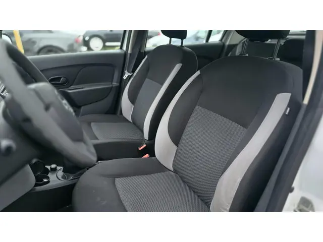 Dacia Logan MCV 1.2 16V 2014 Benzine 5