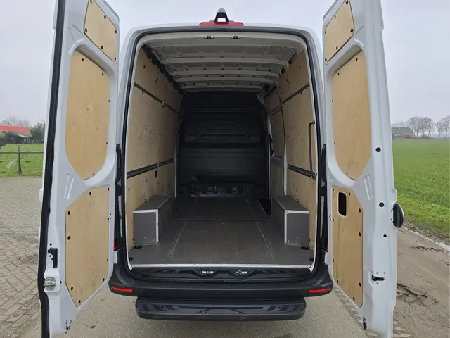 Mercedes-Benz Sprinter 317 1.9 CDI L2 H2 RWD 2022 Diesel 5