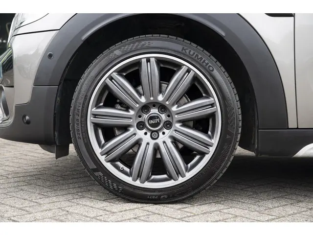MINI Countryman 1.5 Cooper Chili 2017 Benzine 9