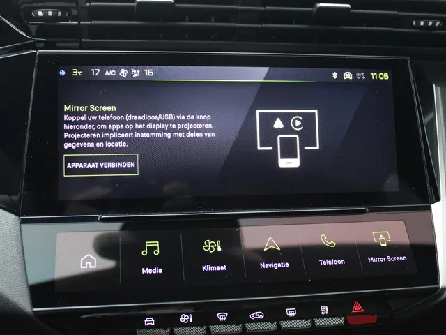 Peugeot 408 HYBRID 145 e-DCS6 GT 2026 Hybride Benzine 23