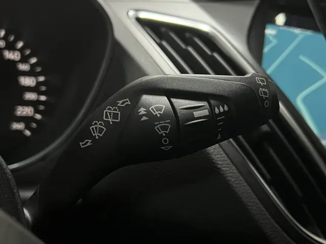 Ford C-MAX 1.5 Titanium 2018 Benzine 20