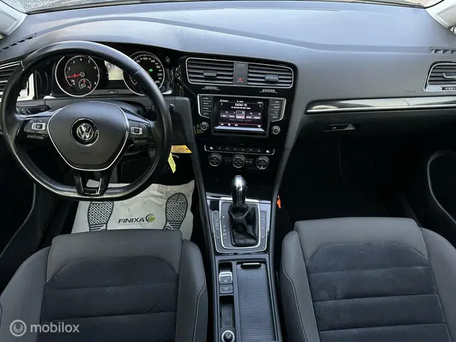 Volkswagen Golf 1.4 TSI Highline DSG 2013 Benzine 12