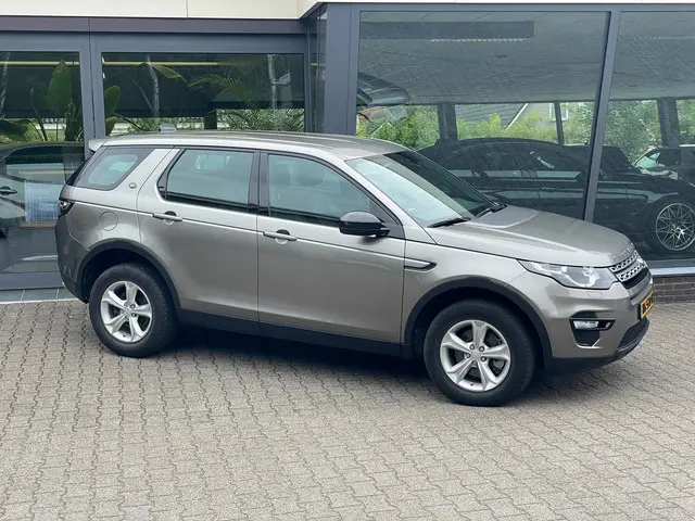 Land Rover Discovery Sport 2.0 TD4 SE 2017 Diesel 3