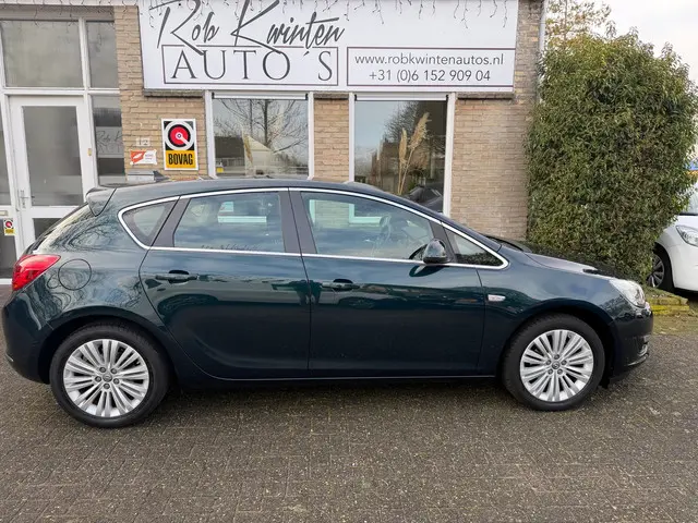 Opel Astra 1.4 Turbo Blitz Airconditioning 2015 Benzine 31
