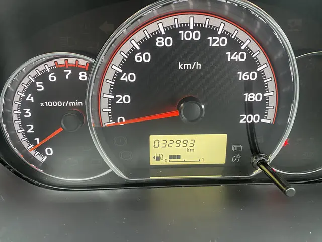 Mitsubishi Space Star 1.2 Intense 2021 Benzine 10