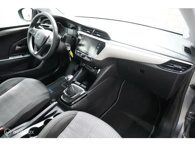 Opel Corsa 1.2 Edition 2021 Benzine 20