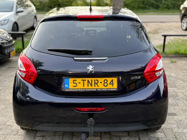 Peugeot 208 1.2 VTi|Airco|Trekhaak|Cruise|Navi 2014 Benzine 4