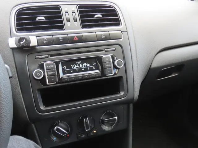 Volkswagen Polo 1.2 TSI BlueMotion Edition 2014 Benzine 14