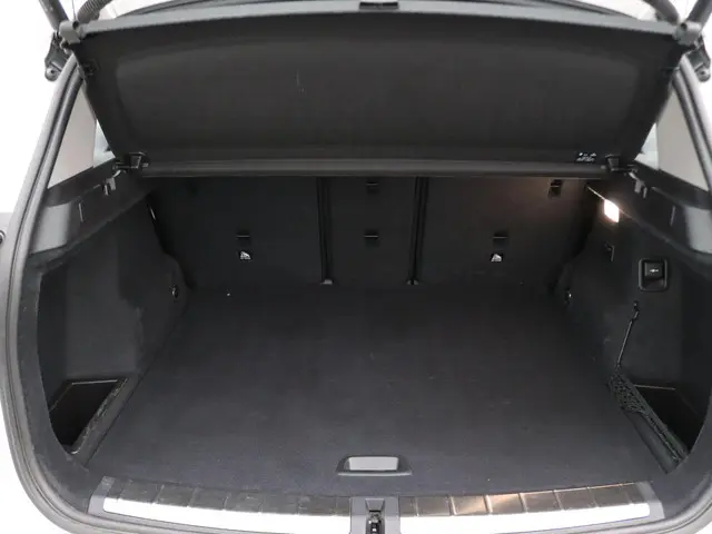 BMW X1 xDrive25e 2022 Hybride Benzine 25