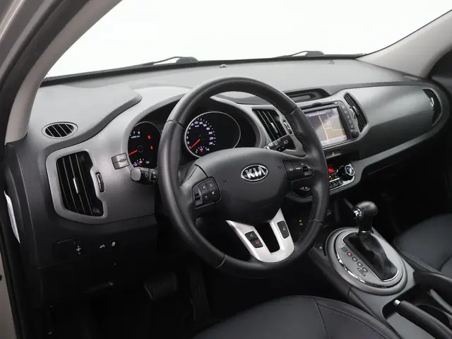Kia Sportage 2.0 ExecutiveLine 166PK AUTOM. 2015 Benzine 19