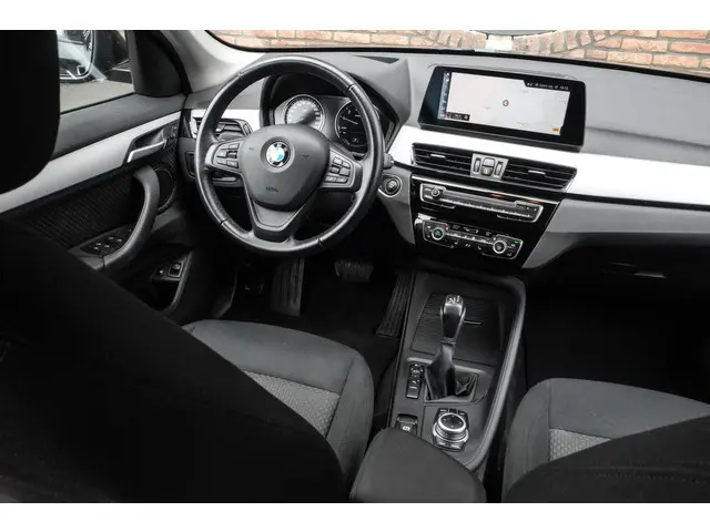BMW X1 xDrive25e Executive 2020 Hybride Benzine 3