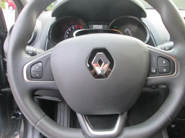 Renault Clio Estate 0.9 TCe Life 2019 Benzine 16