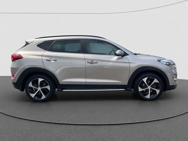 Hyundai Tucson 1.6 T-GDi Premium 2018 Benzine 6