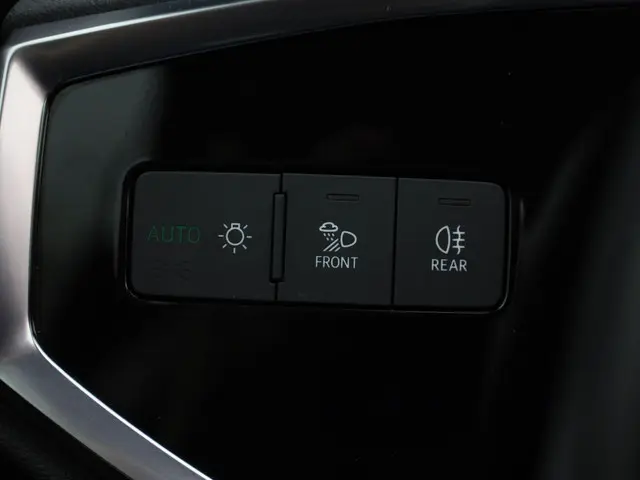 Audi Q3 35 TFSI/150PK S Line 2024 Benzine 30