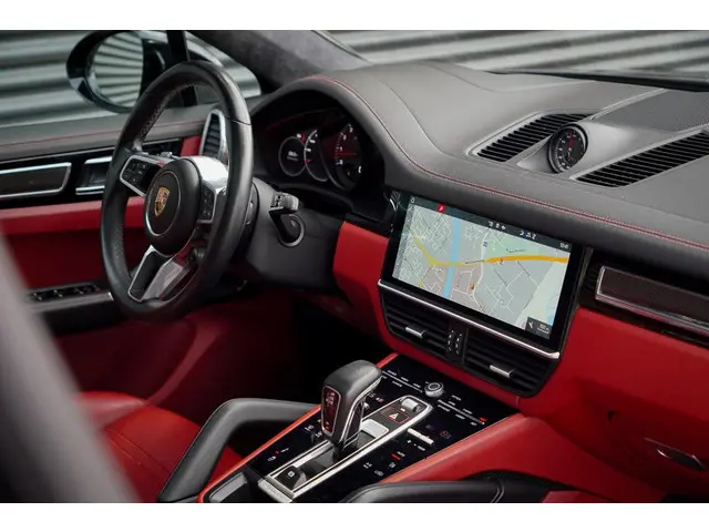 Porsche Cayenne Coupé 3.0 2020 Benzine 37