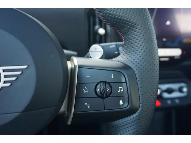 MINI 3-Deurs Cooper C 2024 Benzine 22