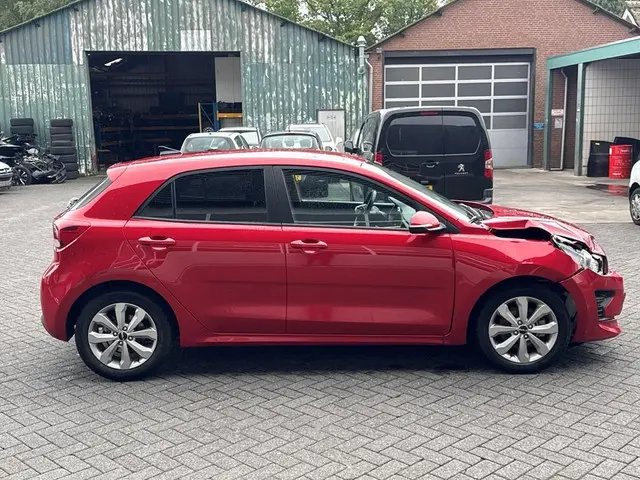 Kia Rio 1.0 T-GDi MHEV GT-Line 2022 Benzine 6