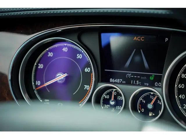 Bentley Flying Spur 6.0 W12 2016 Benzine 84