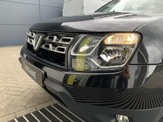 Dacia Duster 1.2 TCe 4x2 Lauréate 2014 Benzine 23