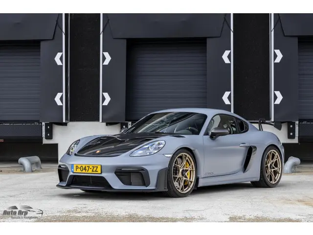 Porsche 718 GT4 RS 2022 Benzine 10