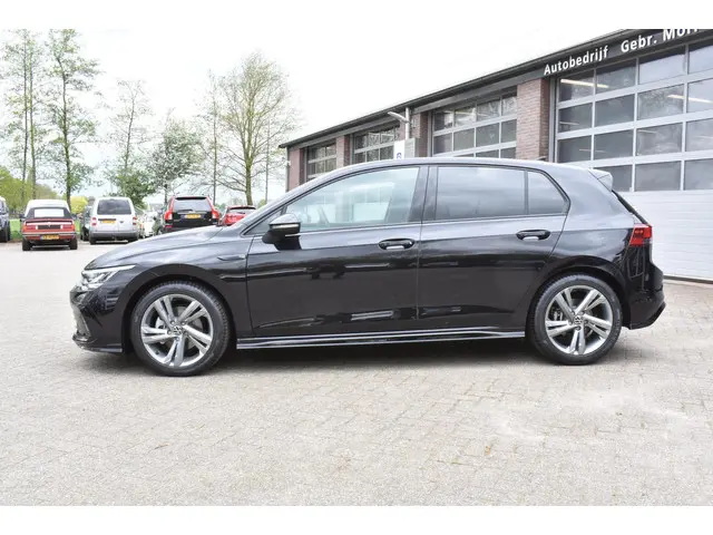 Volkswagen Golf 1.5 TSI R-Line 2023 Benzine 7