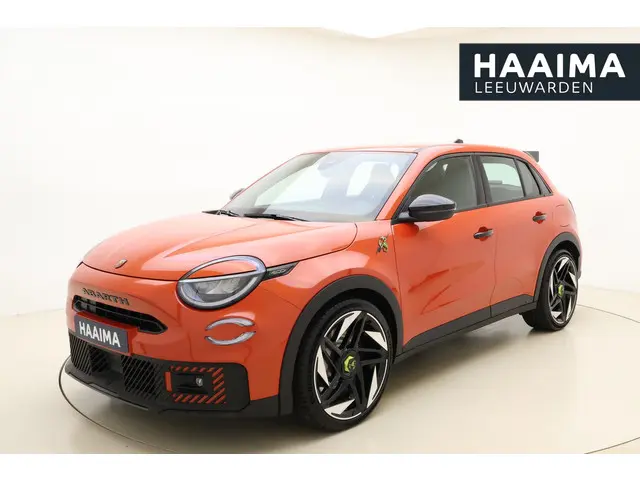 Abarth 600e Abarth Turismo 54 kWh 2025 Elektrisch