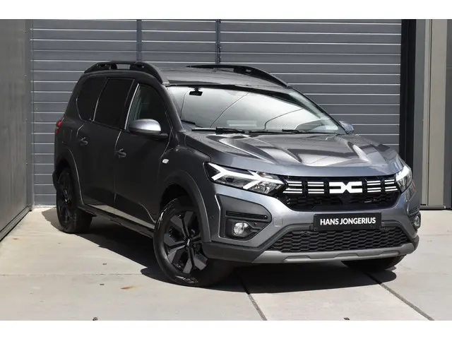 Dacia Jogger Hybrid 140 Expression 2025 Hybride Benzine 6