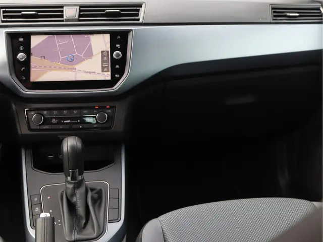 SEAT Arona 1.0 TSI Style Business Intense 2018 Benzine 22
