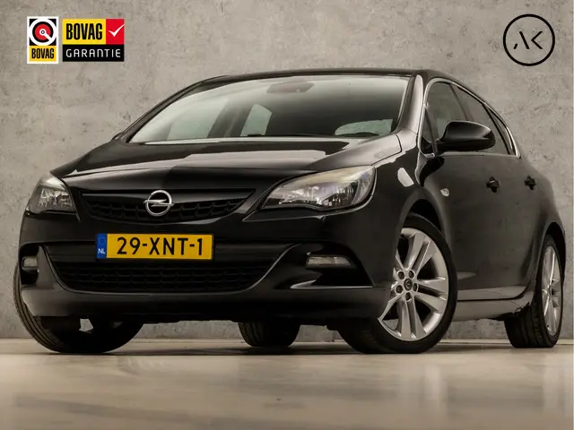 Opel Astra 1.4 Turbo Sport 2012 Benzine