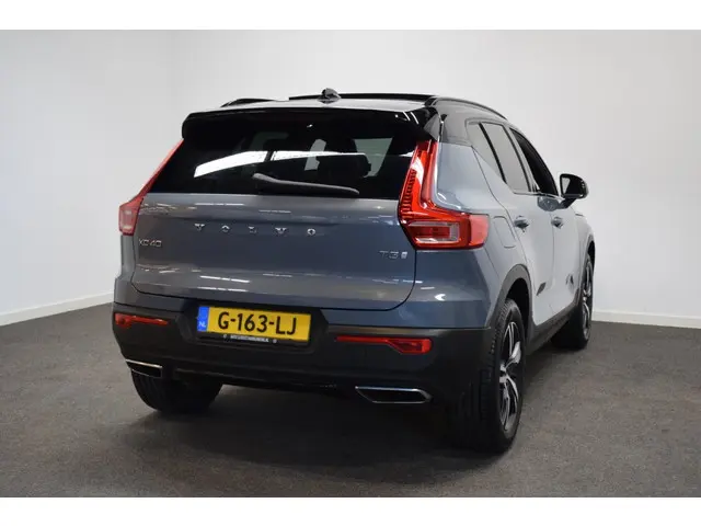 Volvo XC40 T3 163pk AUT8 R-Design 2019 Benzine 18