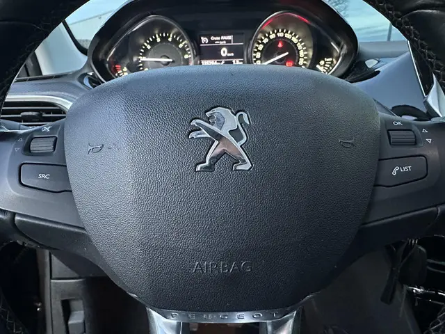 Peugeot 2008 1.6 VTi Allure 2014 Benzine 13