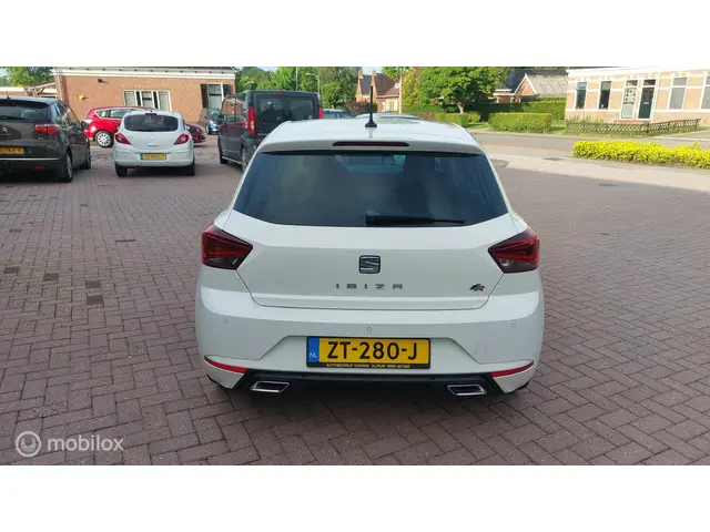 SEAT Ibiza 1.0 TSI FR Business Intense 2019 Benzine 4