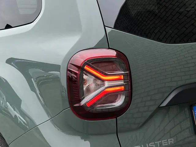 Dacia Duster 1.0 TCe 100 ECO-G Journey 2023 LPG/Gas 32