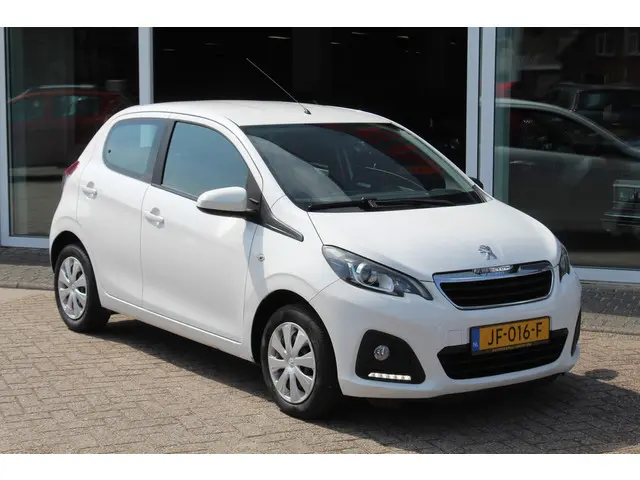 Peugeot 108 1.0 e-VTi Active PACK PREMIUM 2016 Benzine 2