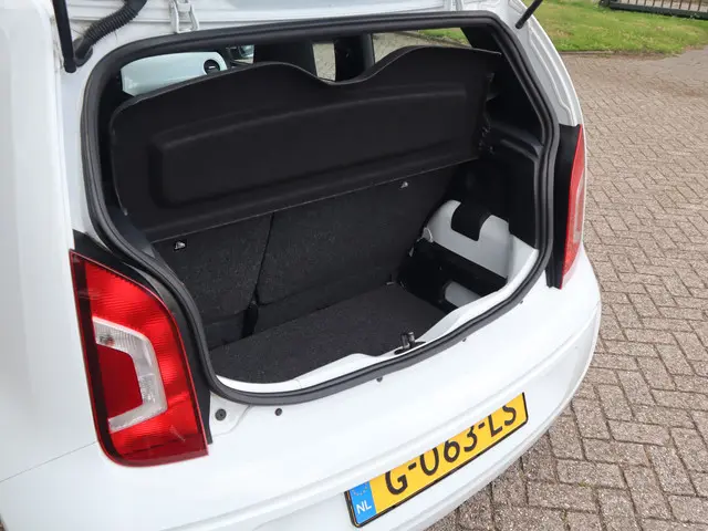 Volkswagen up! 1.0 move up! BlueMotion 2016 Benzine 13