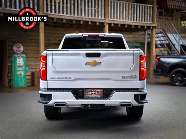 Chevrolet Silverado High Country 6.2 V8, 2024 Benzine 14