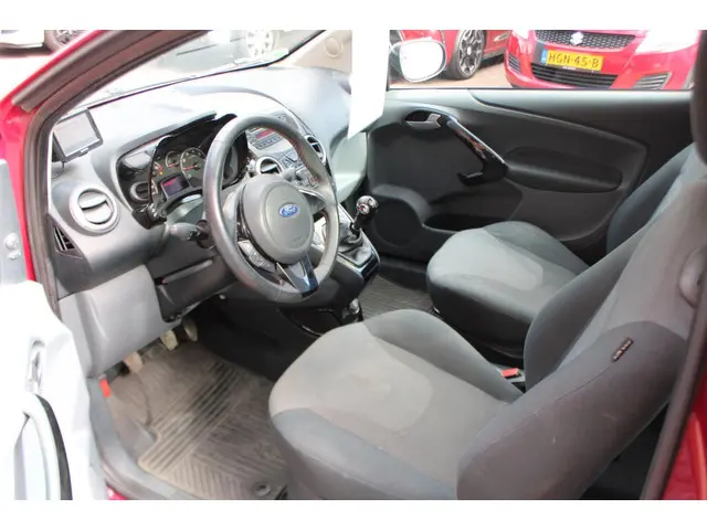 Ford Ka 1.2 Titanium X start/stop 2014 Benzine 9