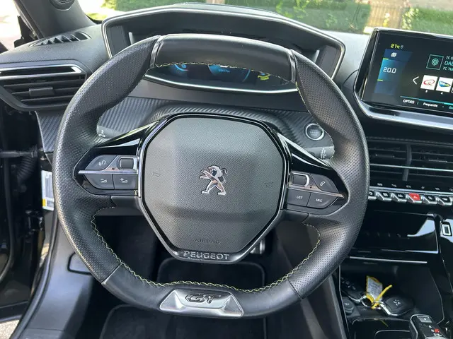 Peugeot e-2008 EV GT 2022 Elektrisch 28
