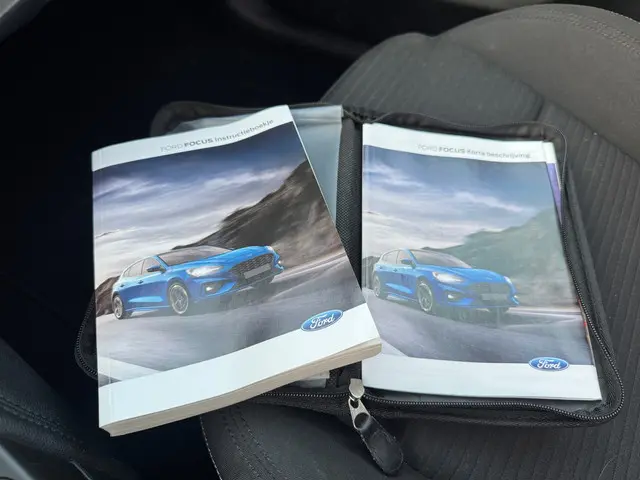 Ford Focus 1.0 EcoBoost Titanium Business- 2019 Benzine 13