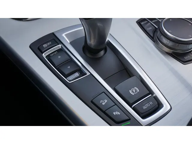 BMW X3 xDrive 20i 184pk M-Sport 2017 Benzine 35