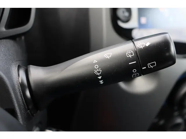 Toyota Aygo 1.0 VVT-i x-play Apple carplay, 2020 Benzine 20