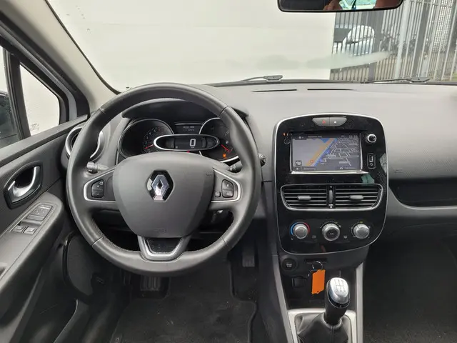 Renault Clio 0.9 TCe Limited 2018 Benzine 8