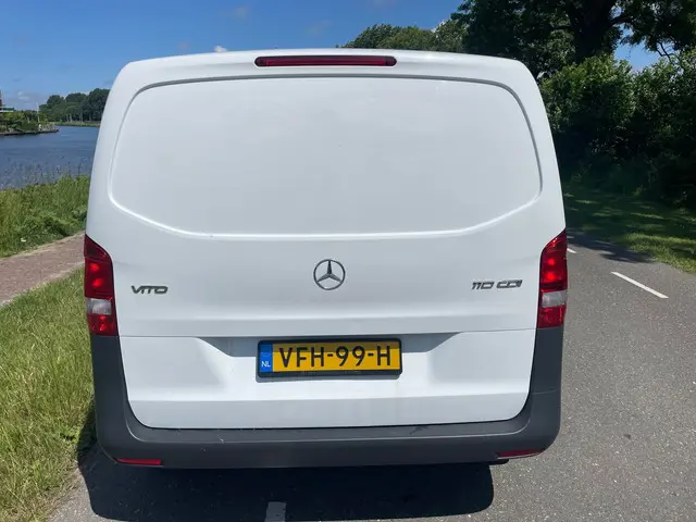 Mercedes-Benz Vito 110 CDI Lang 2020 Diesel 4