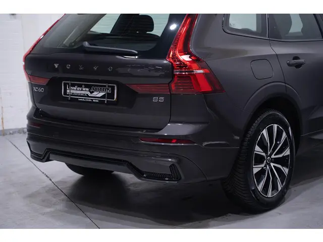 Volvo XC60 B5 Plus Dark 2023 Benzine 15