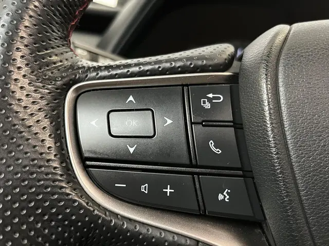 Lexus UX 250h AWD F Sport Premium 2019 Hybride Benzine 37